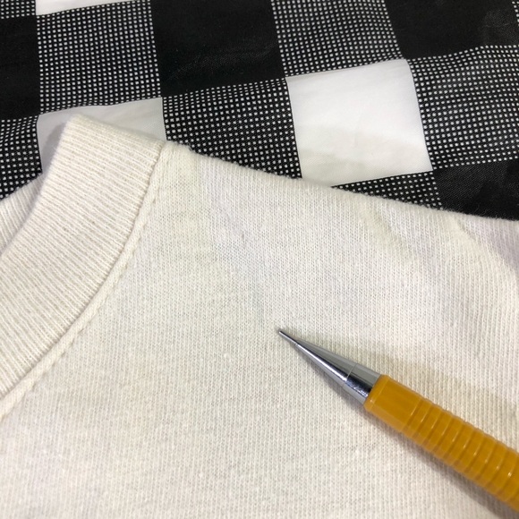 Taz Looney Tunes 1994 Warner Bros Travel Safari Vintage Button Off White T Shirt - Picture 12 of 14